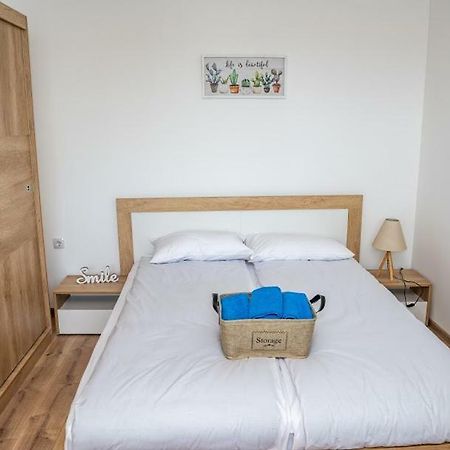 Apartment Vazrozhdenska Veliko Tarnovo Kültér fotó